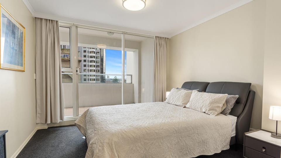Two-Bedroom Apartment in Iconic Building Pool, Spa Apartment in Auckland