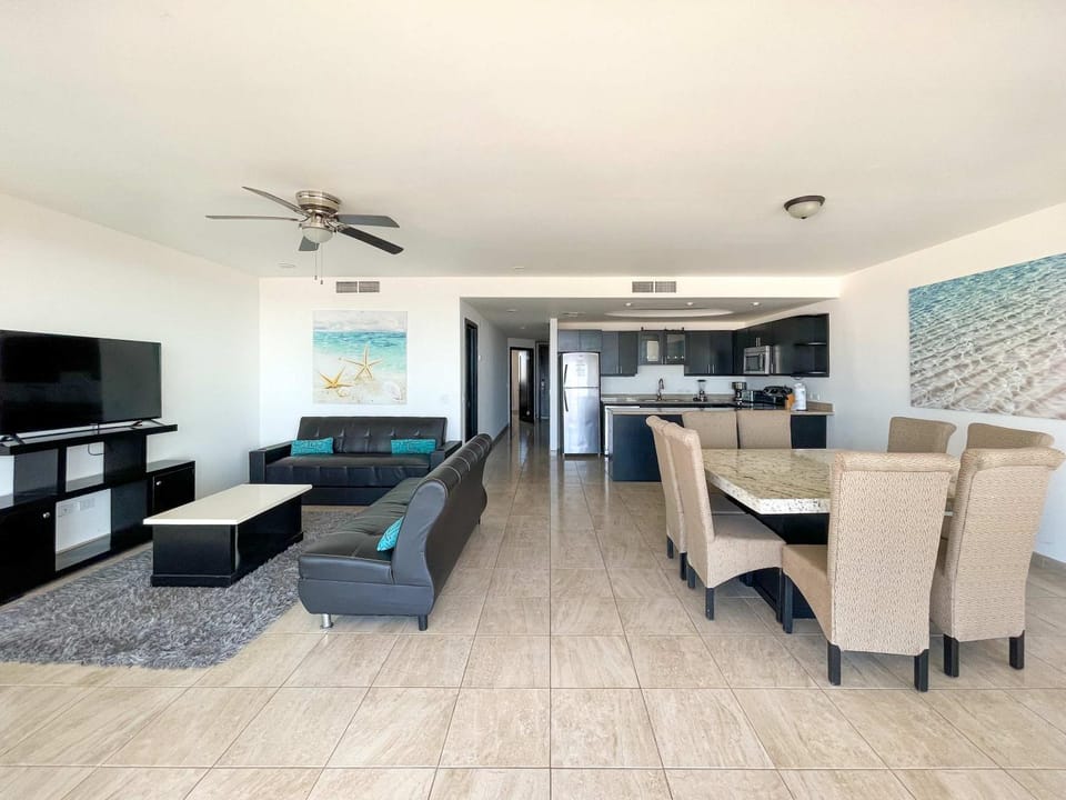 Spacious Ocean View Condo with Resort Pool #303 House in Rocky Point