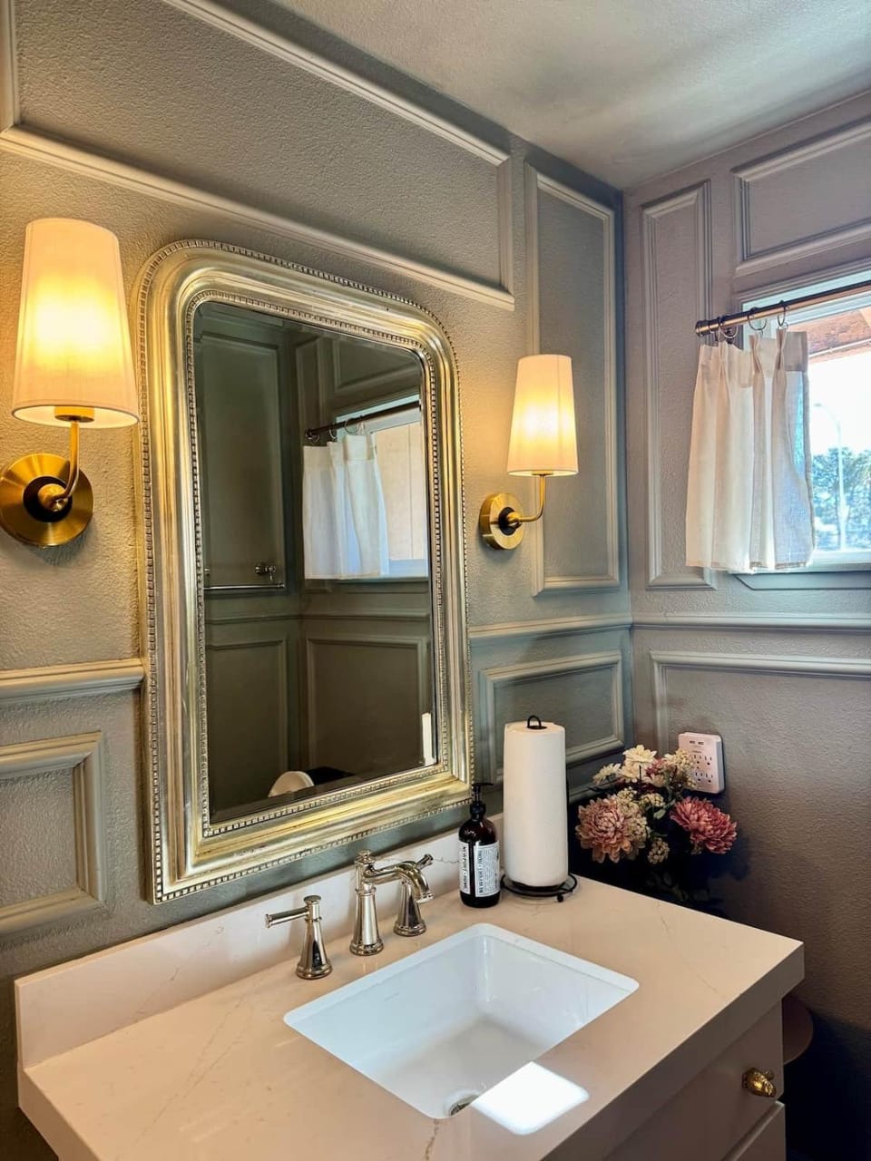 Guest Studio W/Private Entry & Pet-Friendly! House in Las Vegas