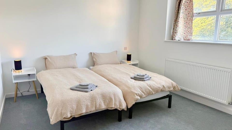 Bath House Holiday Apartments No9 - 2 bed - with view of Tunnels Beaches Apartment in Ilfracombe