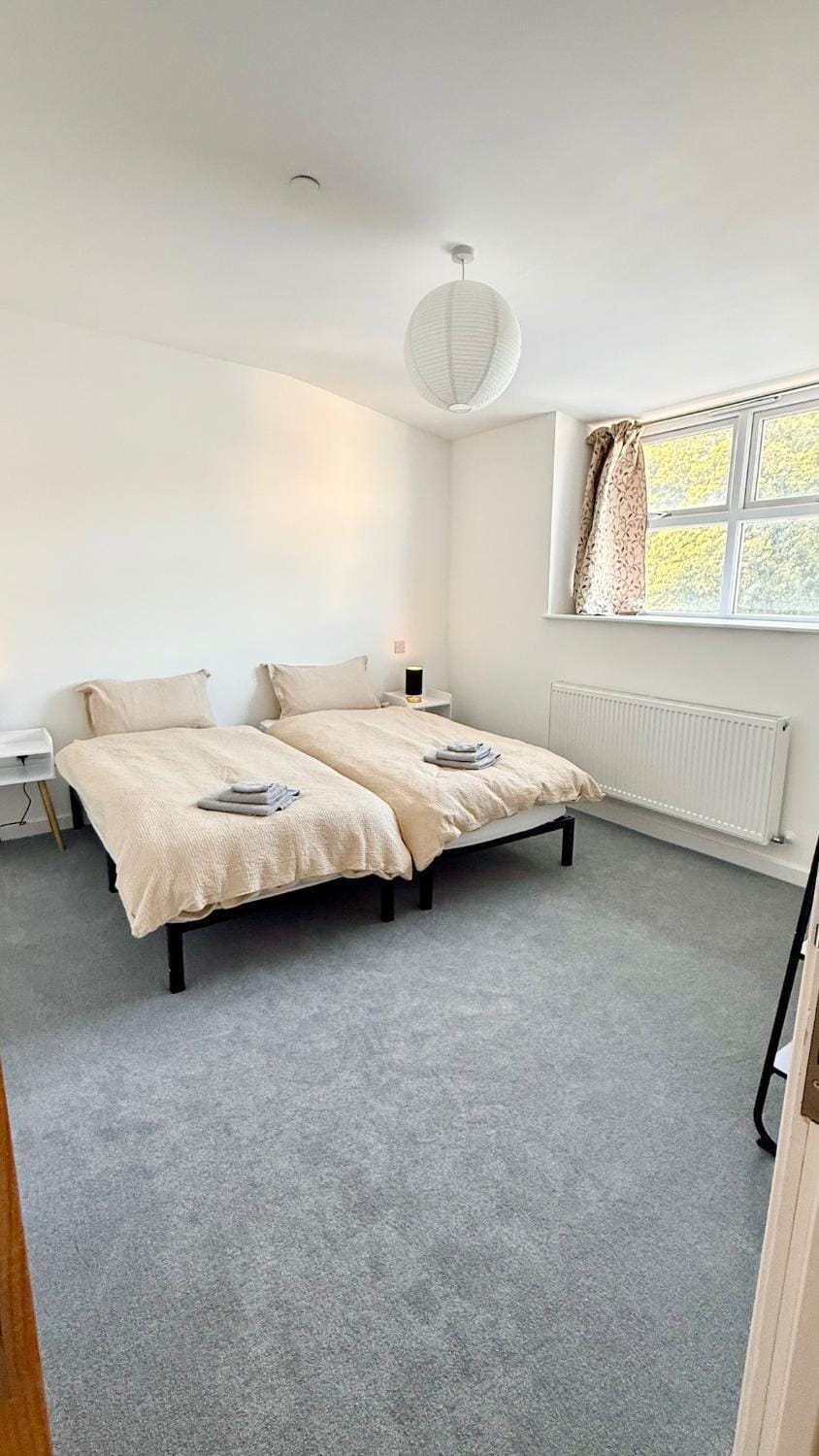 Bath House Holiday Apartments No9 - 2 bed - with view of Tunnels Beaches Apartment in Ilfracombe