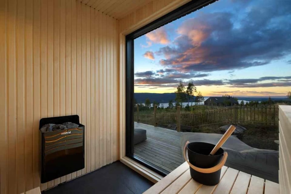 Svev - Jacuzzi - Sauna - 1 time fra Oslo Bed and Breakfast in Viken, Norway