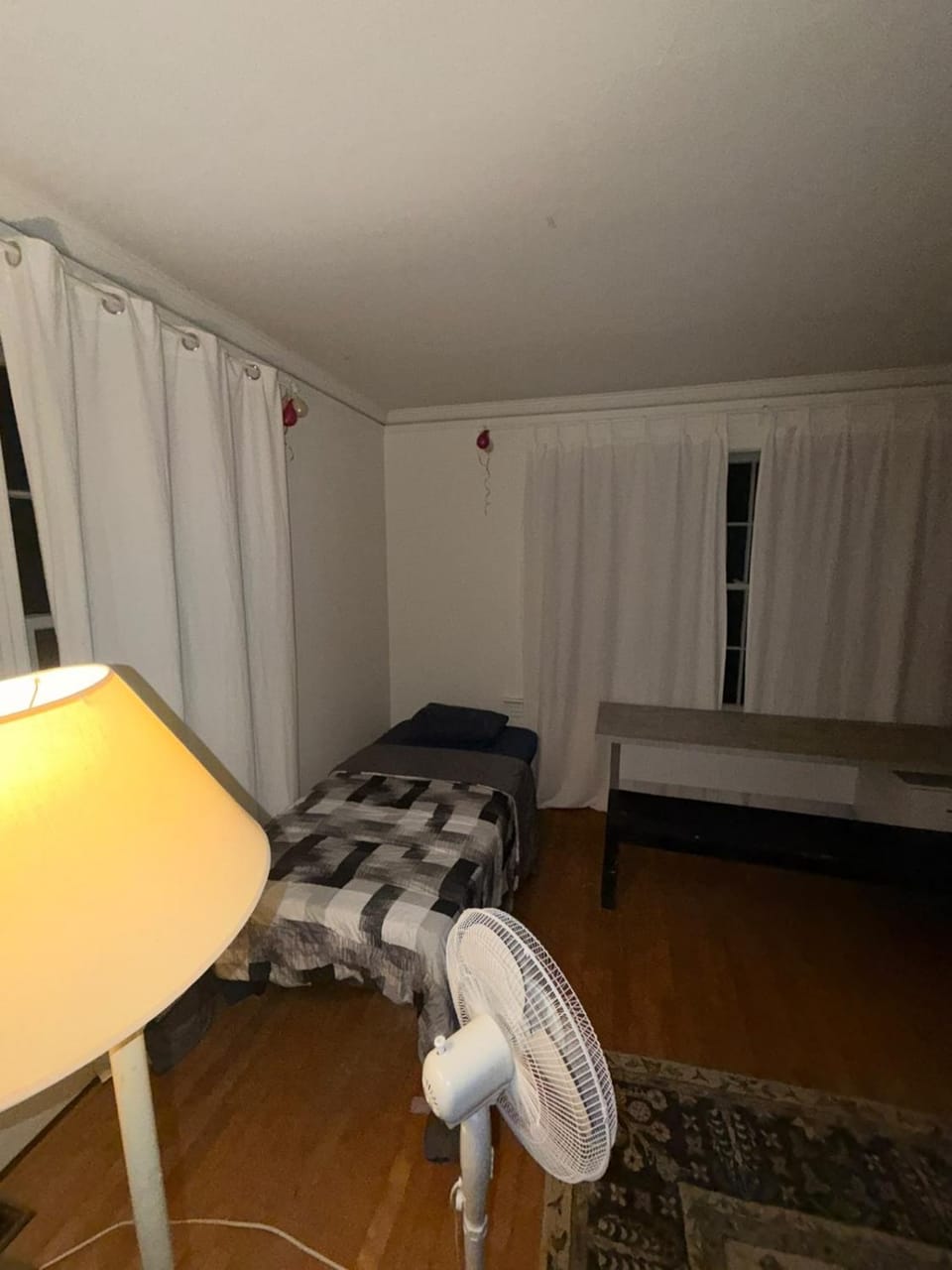 Vancouver Airport Guest House - Free Parking Vacation rental in Vancouver