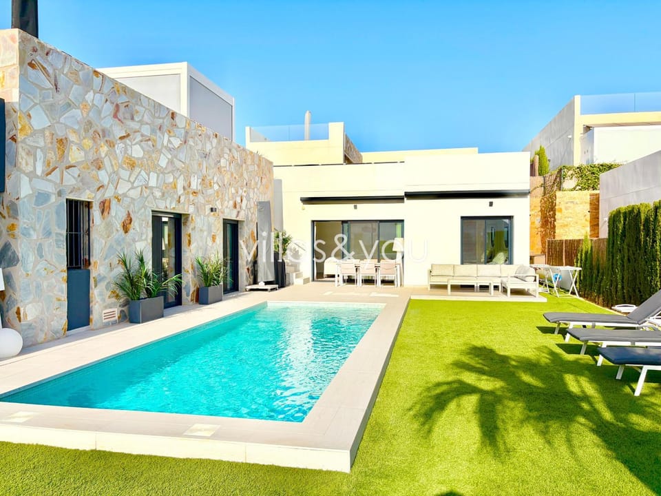 Villa Soleada La Finca Golf by Villas&You Villa in Vega Baja del Segura