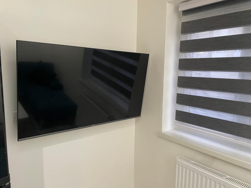 2 Bedroom Apartment Apartment in Enfield