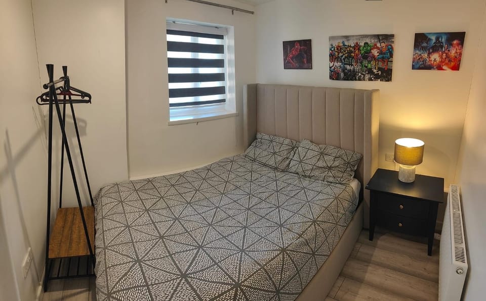 2 Bedroom Apartment Apartment in Enfield