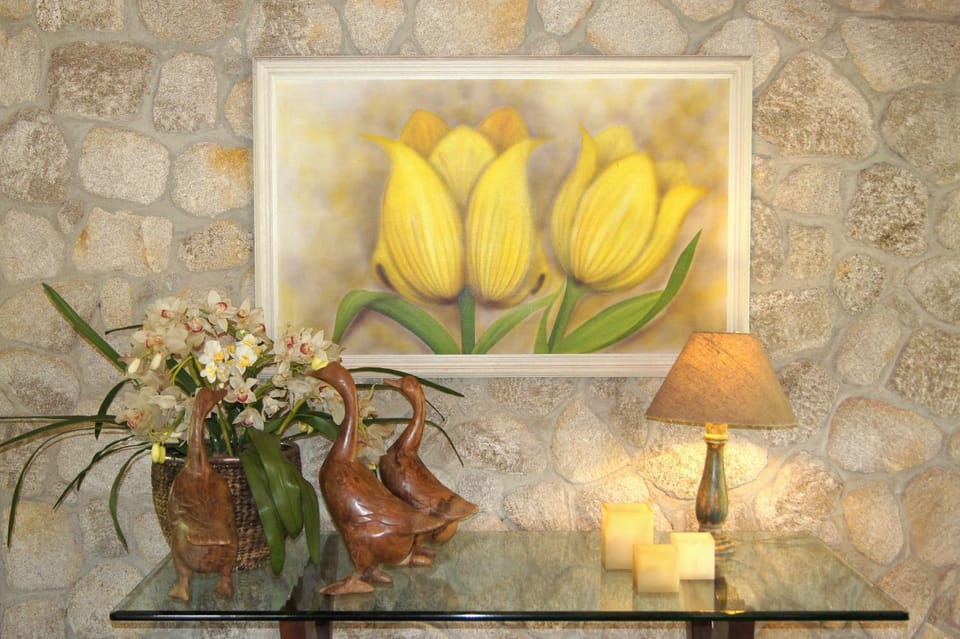 Lobby or reception, Decorative detail