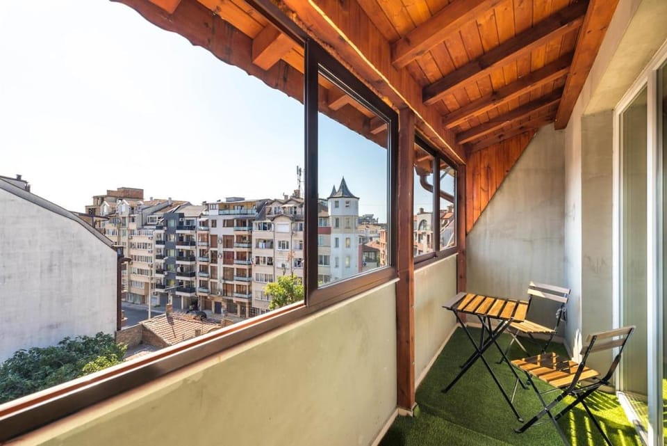 BELCANTO Apartment 2 br near the Opera House Apartment in Varna