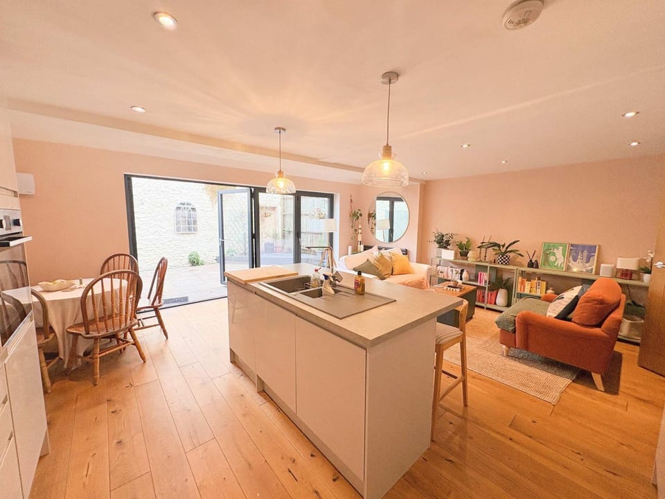 Harbourside Haven - Two bedroom House House in Bristol
