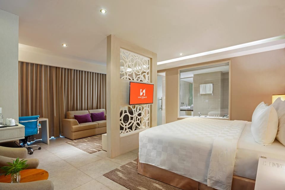Bathroom, Bedroom