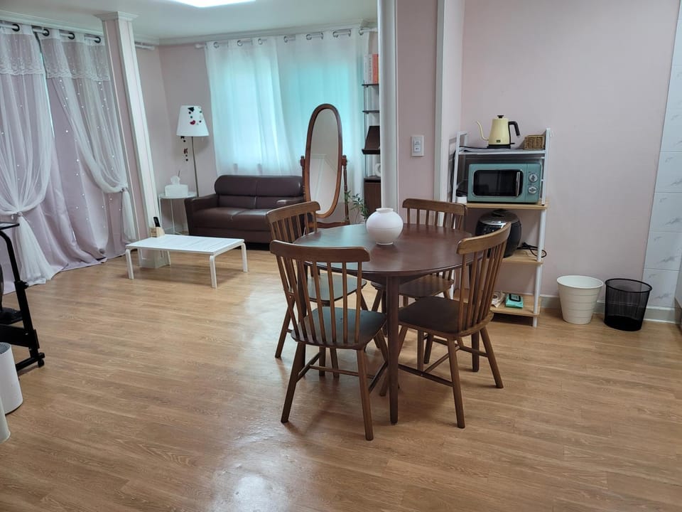화서스테이 Villa in Gyeonggi-do