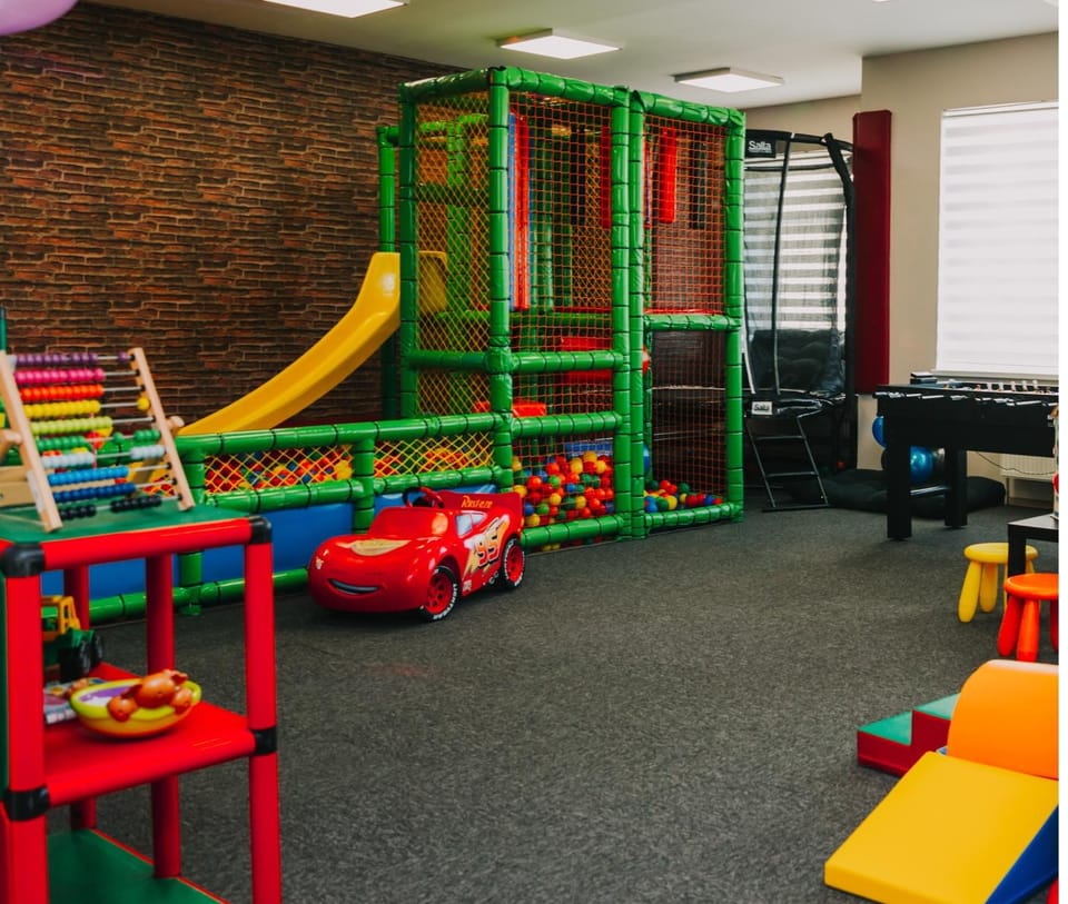 Game Room, Kids's club