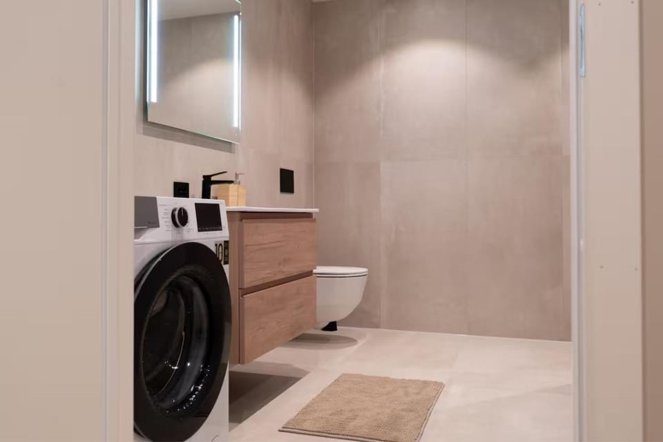 Toilet, Bathroom
