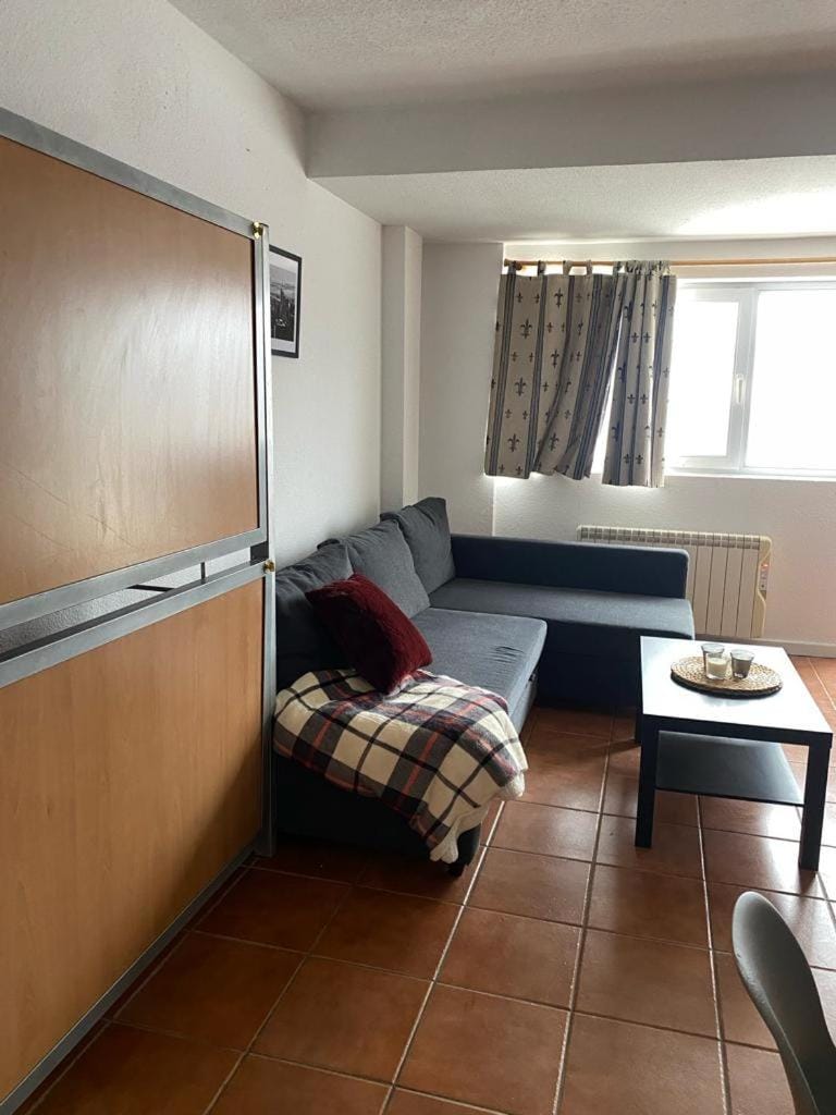 SNH Montblanc 5 personas y parking Apartment in Sierra Nevada