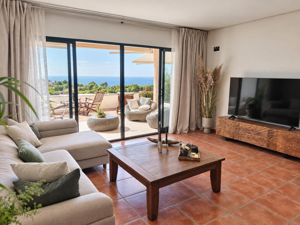 Apartment with panoramic views of Altea Bay Apartment in Marina Baixa