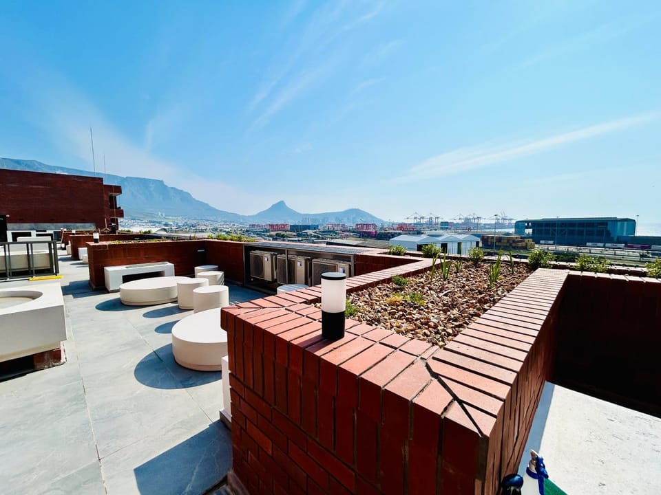 Day, Natural landscape, BBQ facilities, View (from property/room), Balcony/Terrace, Mountain view