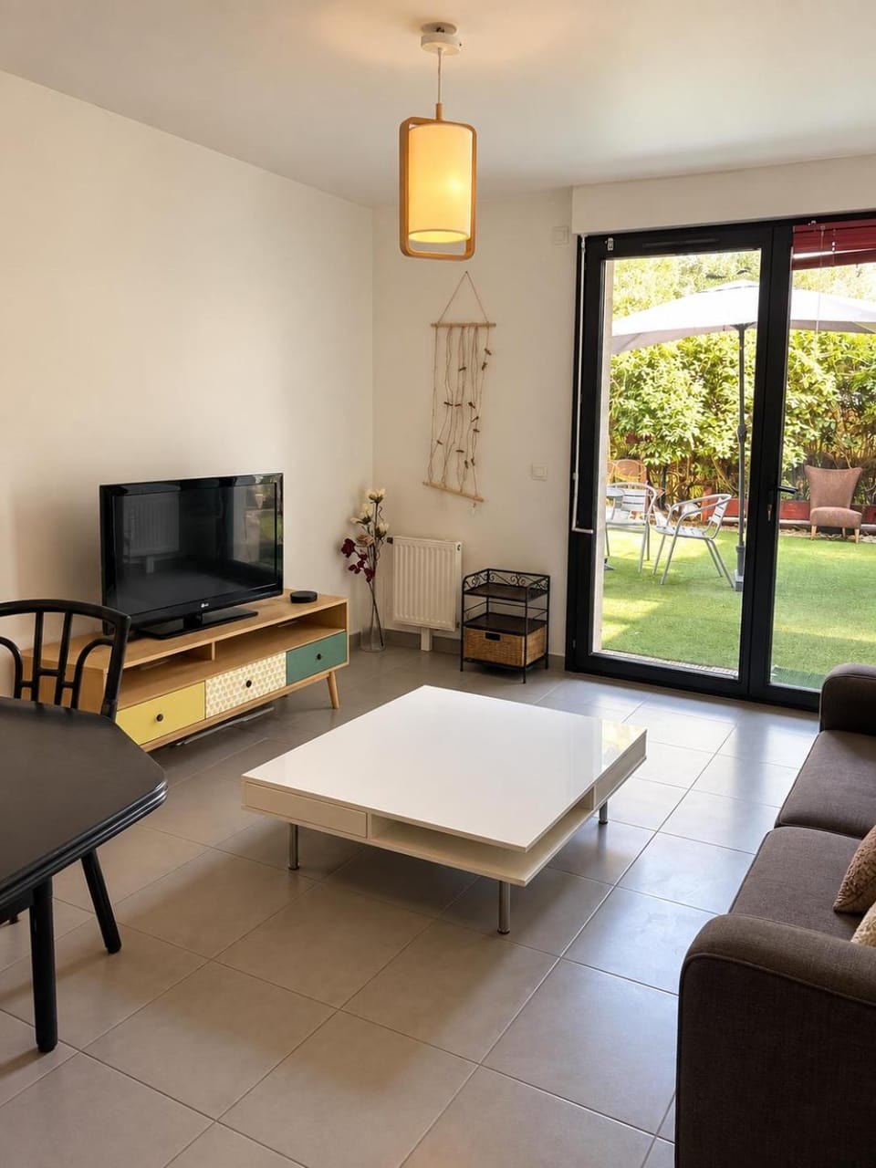 Appartement avec grand jardin À 10 min de Disneyland Paris Apartment in Bussy-Saint-Georges