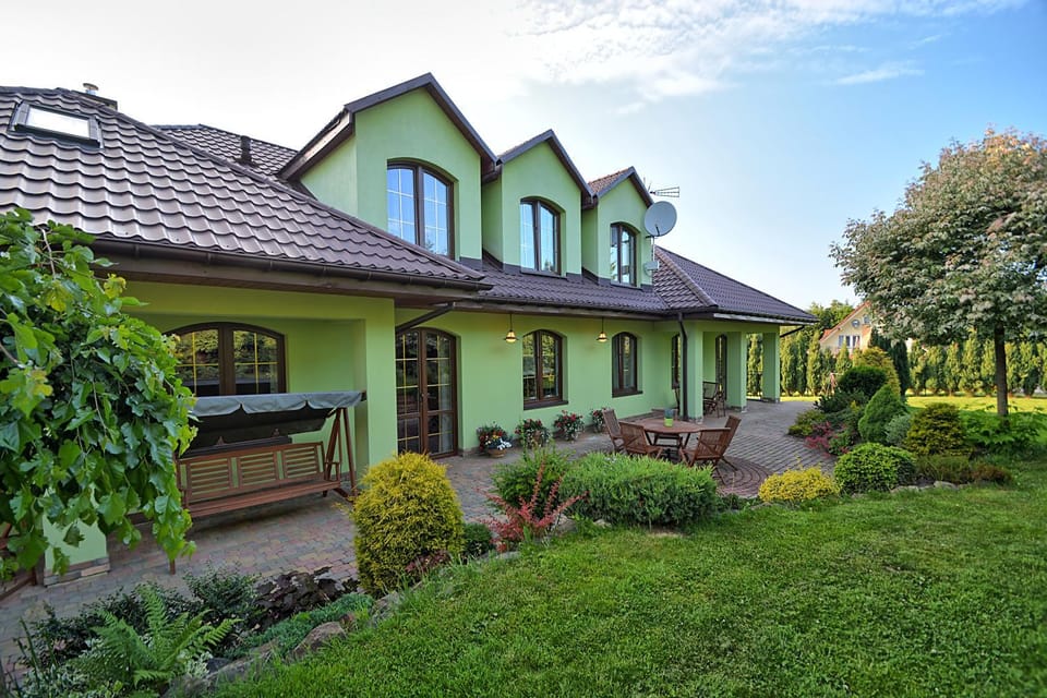 Property building, Garden, Garden