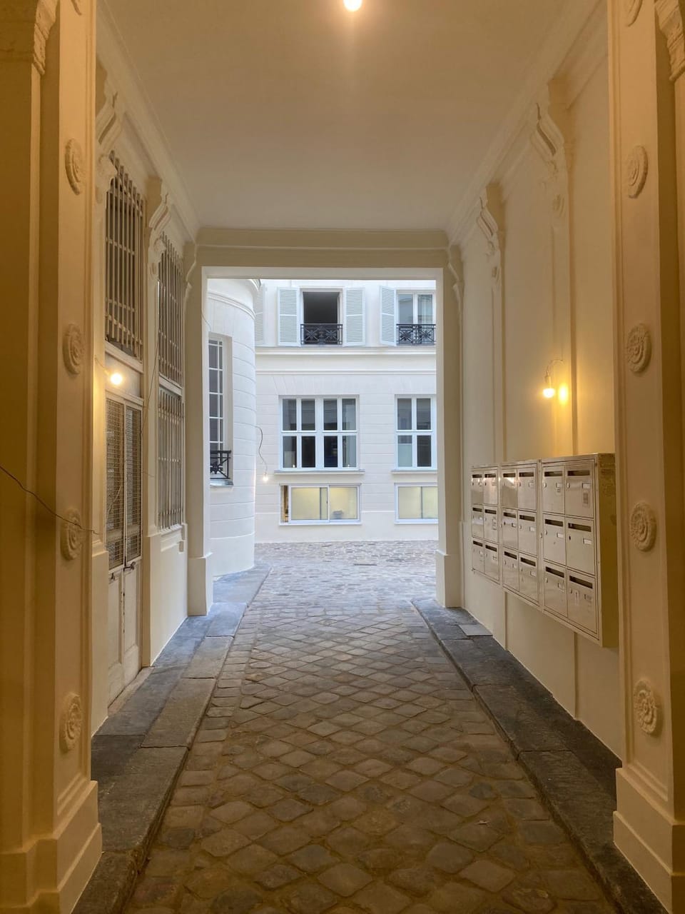 Property building, Facade/entrance