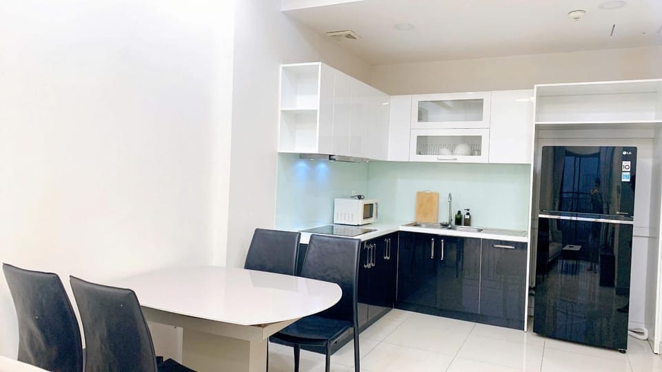 PeaceStay- Boho 2BR Retreat, Pool & City View Apartment in Ho Chi Minh City