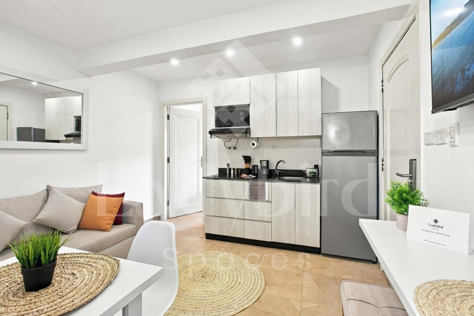 Living room, Dining area, kitchen