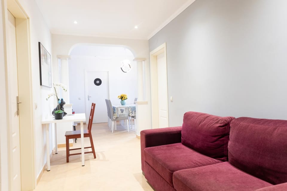 Living room, Decorative detail, Dining area