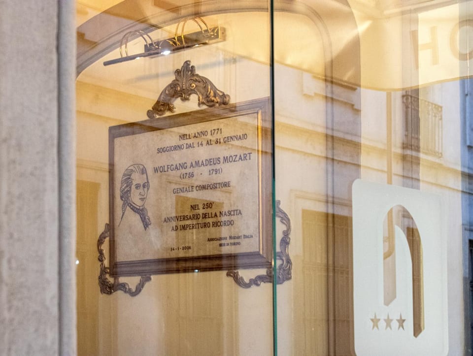 Facade/entrance, Certificate/Award