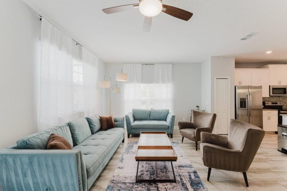 Living room, Area and facilities