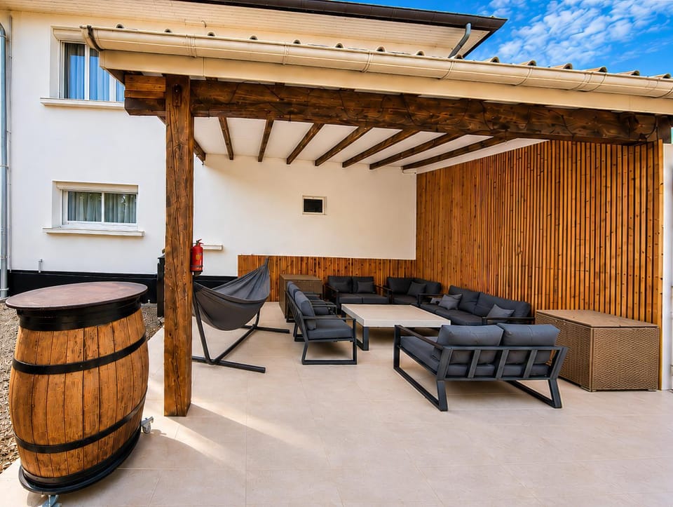 Patio, Balcony/Terrace