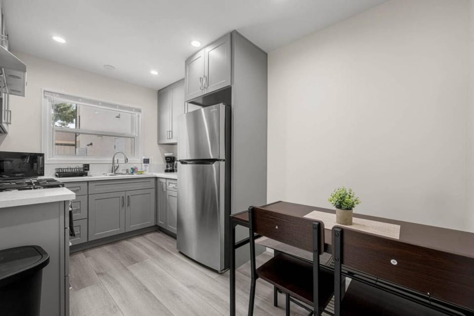 Modern Burbank Retreat 1BR House in Burbank