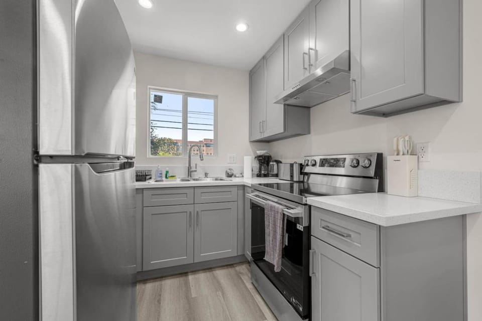 Cozy Burbank Retreat Apartment in Burbank