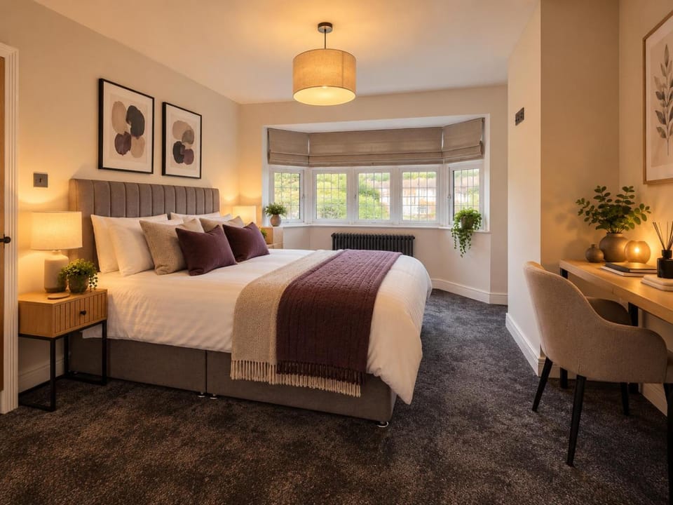 Bed, Photo of the whole room, Bedroom