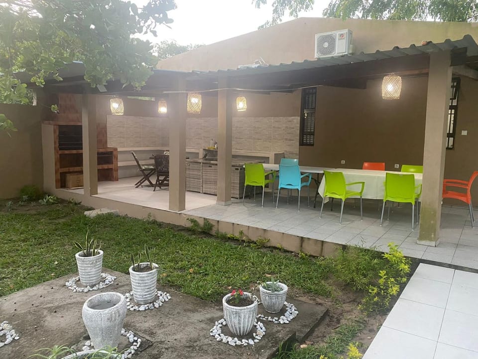 Casa T3 Bilene House in Africa