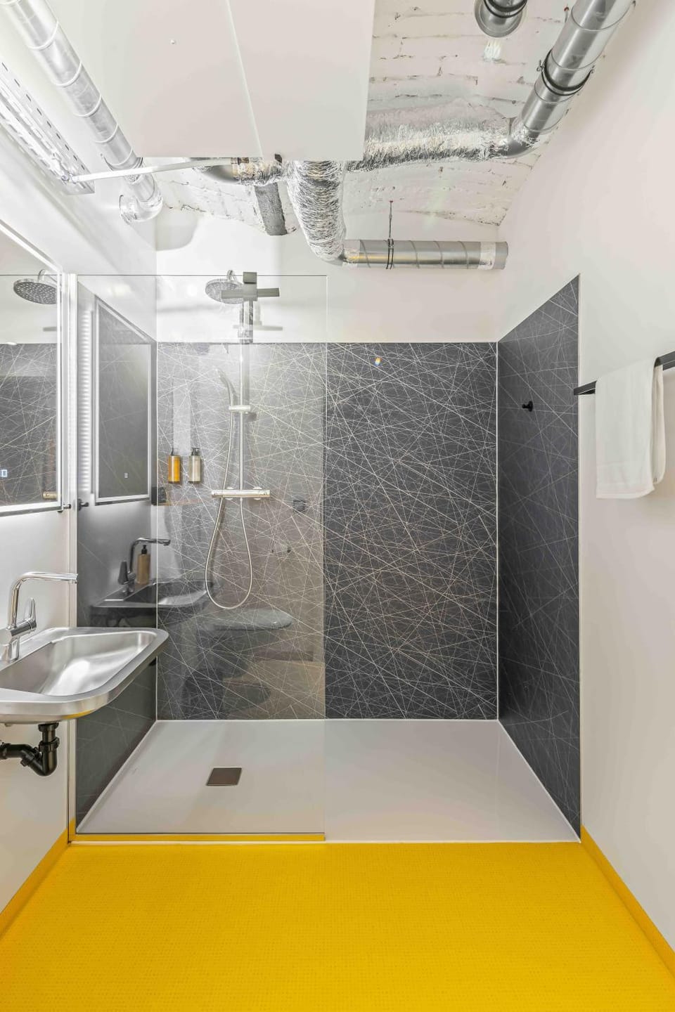 Underground I design loft I near city center Apartment in Vienna
