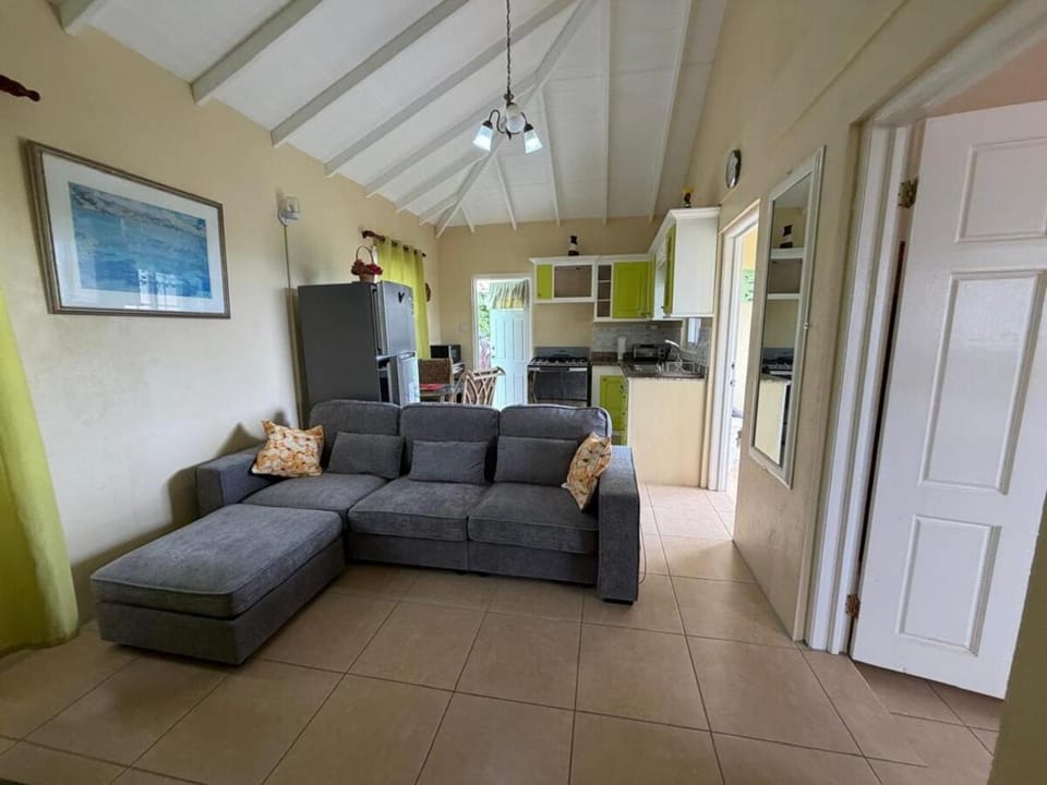 Wake Up to Greenery, Your Cosy Country Escape Apartment in Caribbean