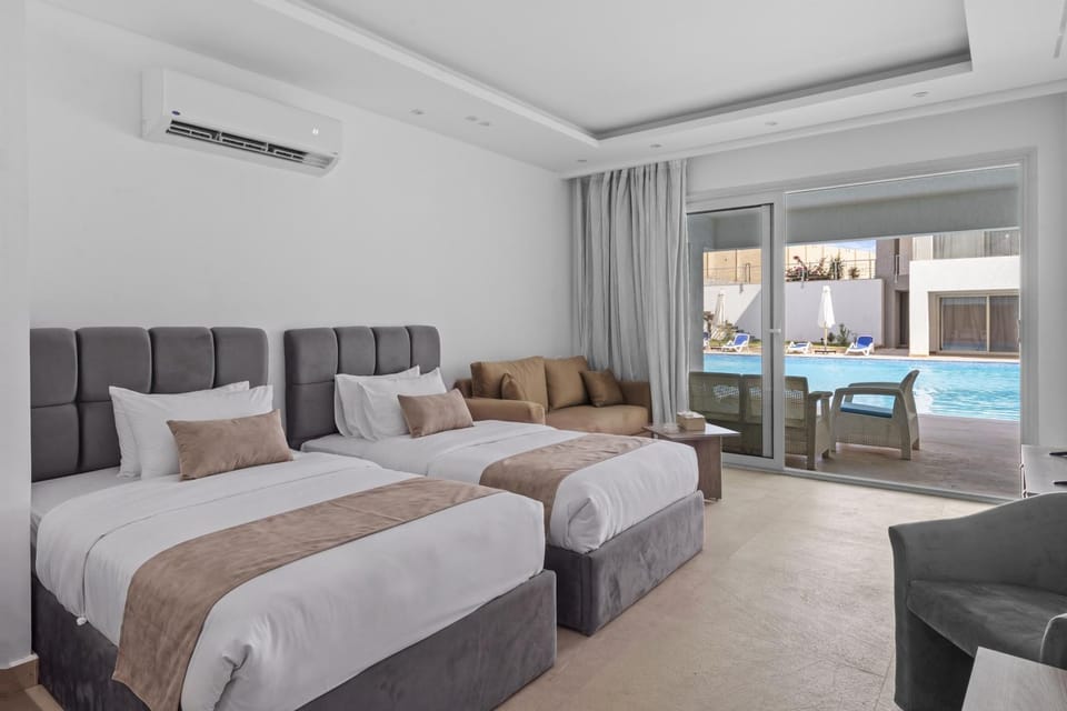 Bed, Bedroom, Pool view
