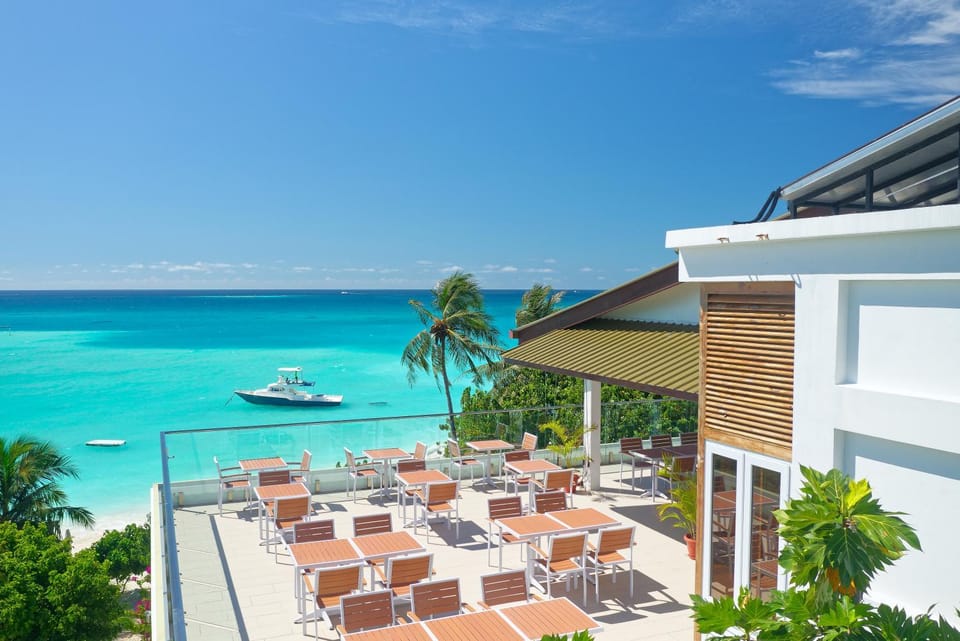 Restaurant/places to eat, Restaurant/places to eat, Balcony/Terrace, Sea view