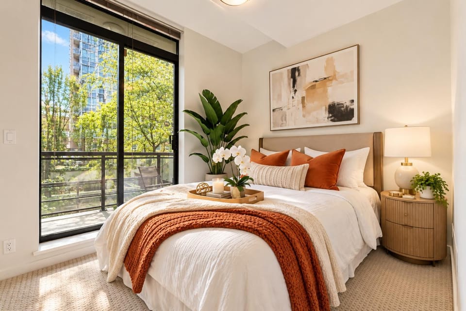 Spacious 2BR City Escape on Richards Sleeps 6 Apartment in Vancouver