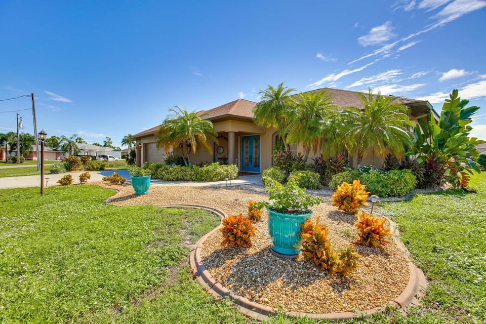 Lanai w/ Pool & Spa! Rotonda West Retreat House in Rotonda West