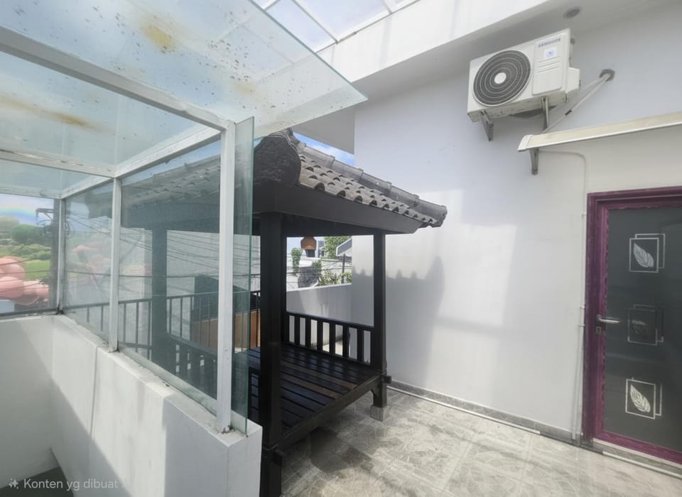 House of Ceilo House in North Kuta