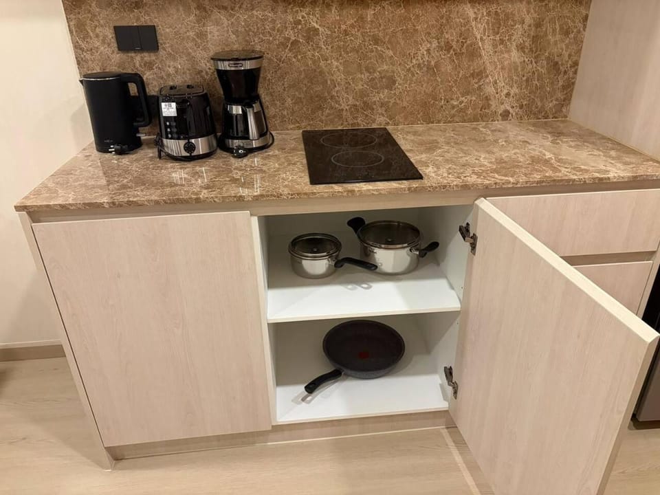 Coffee/tea facilities, Kitchen or kitchenette