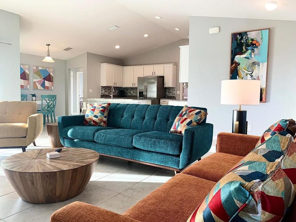The Cape Escape Pet Friendly Modern Retreat House in Cape Coral