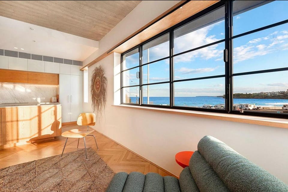 Coastal Bondi Escape Near Beach, Cafés & Dining Apartment in Sydney
