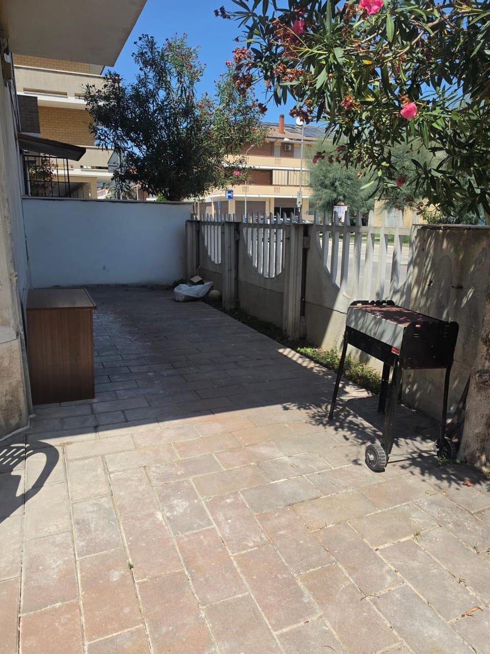 BBQ facilities, Garden