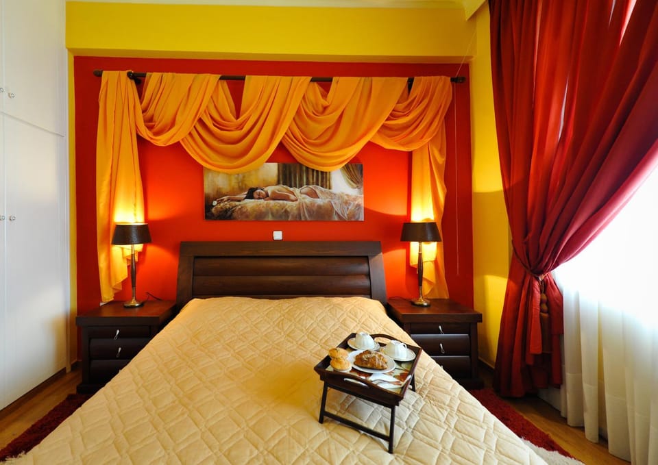Bed, Summer, Balcony/Terrace, Food and drinks, Bedroom, Sea view