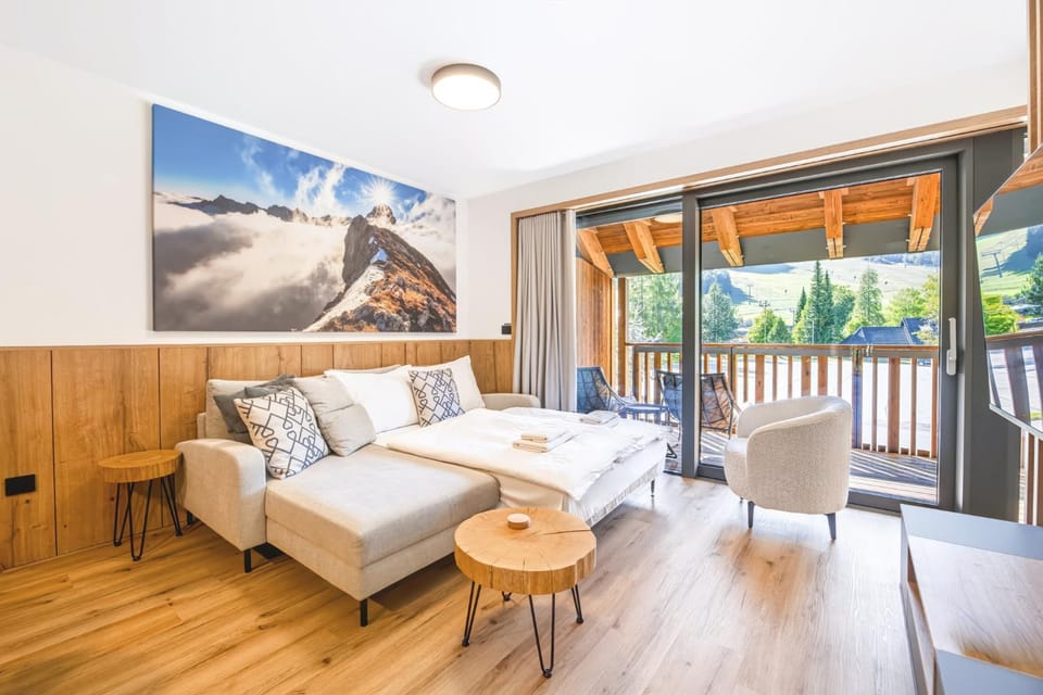 Bed, Balcony/Terrace, Living room, Seating area
