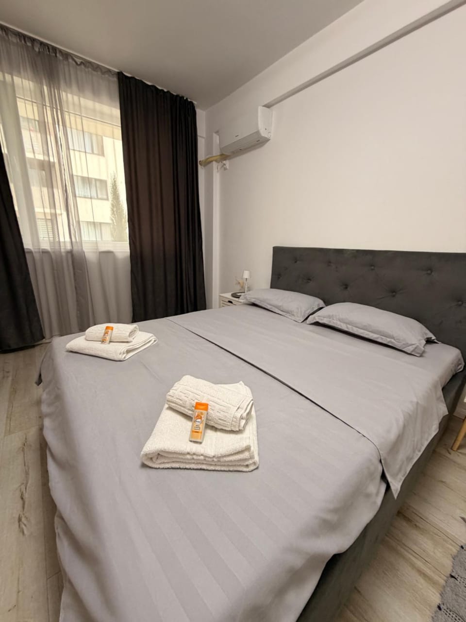 Happy Studio 2 Apartment in Craiova