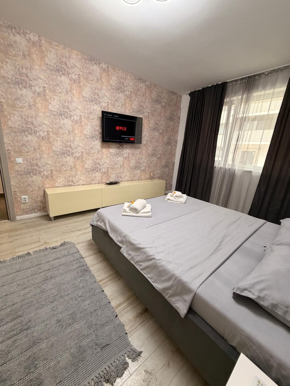 Happy Studio 2 Apartment in Craiova