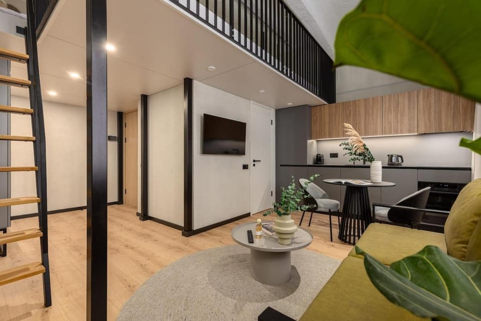 Loft Apartment, Premium Design, Central Location - by Innorental Apartment in Riga