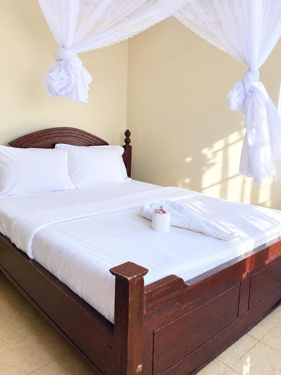 Resonant Pearl Villa in Kenya